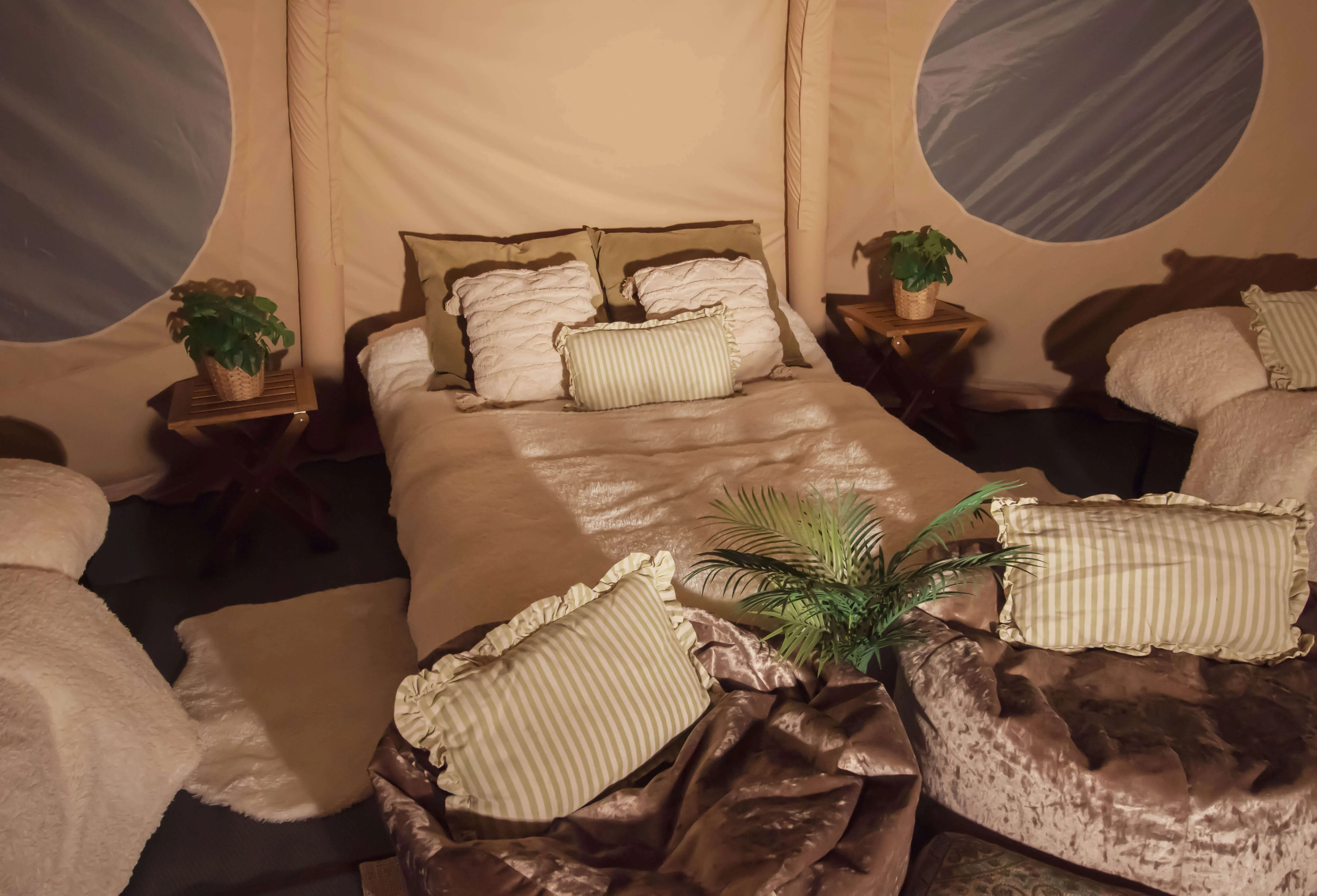 Bell Air Tent (With Campervan Connection) - Image 13
