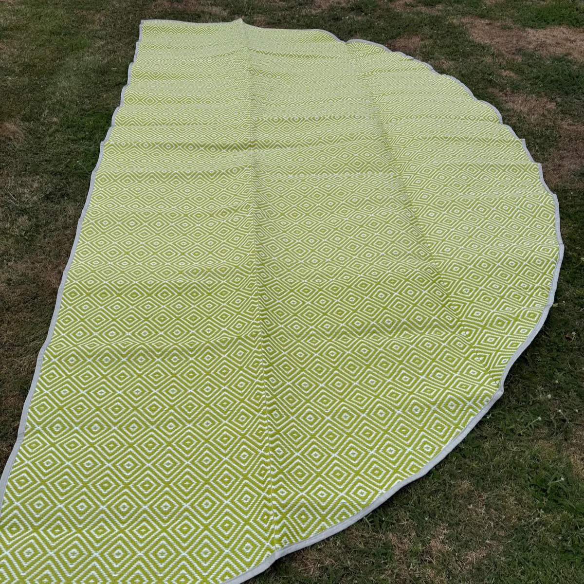Poly Propylene Flooring Diamond Green / Dark Grey - Fire Retardant - Image 4
