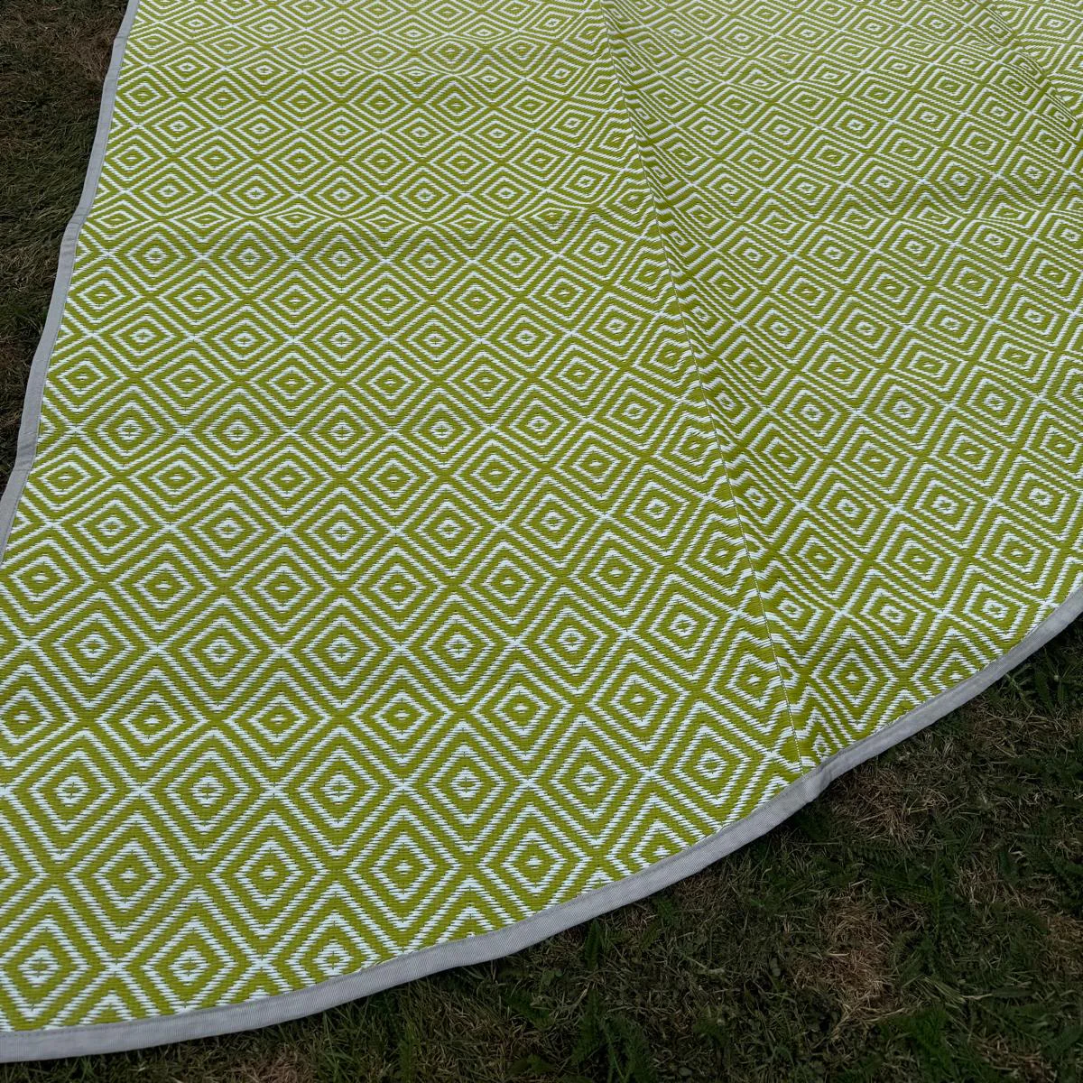 Poly Propylene Flooring Diamond Green / Dark Grey - Fire Retardant - Image 9