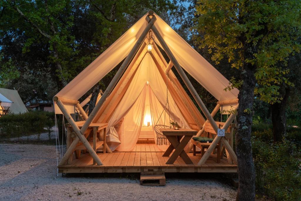 Safari Tent Nook - Image 7